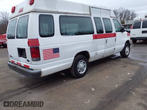 2007 Ford Econoline Cargo Commercial с VIN 1FTNS24W07DB24752, выставлен на аукционе IAAI как лот 41710324 с пробегом 239 084 миль миль и . История ставок и продаж доступна на DreamBid. Изображение 4.