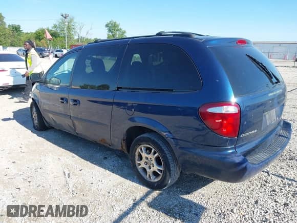 2003 Dodge Caravan Sport with VIN 2D4GP44L83R110264, listed as a IAAI auction lot 42386909 with 192,953 mi miles and . Bid and sale history available at DreamBid. Image 3.