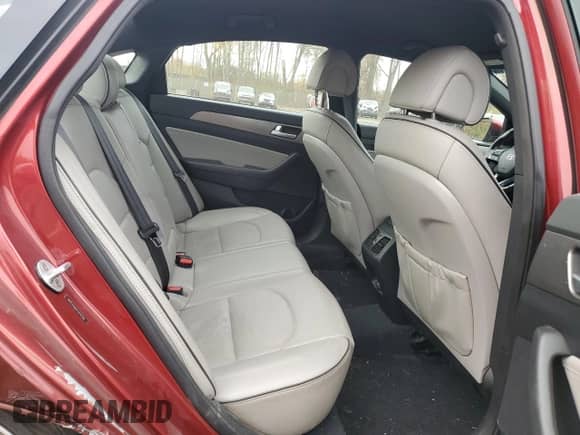 2015 Hyundai Sonata Sport z VIN 5NPE34AB2FH076769, wystawiony jako Copart lot #90493865 z przebiegiem 106 627 mil mil oraz Szkoda całkowita • Salvage title. Historia ofert i sprzedaży dostępna na DreamBid. Obrazek 10.