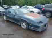 1992 Chevrolet Camaro RS с VIN 1G1FP23E9NL117387, выставлен на аукционе IAAI как лот 42676317 с пробегом 145 742 миль миль и . История ставок и продаж доступна на DreamBid. Изображение 1.