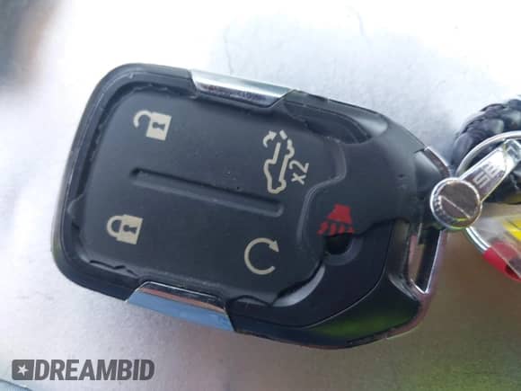 2019 Chevrolet Silverado 1500 RST z VIN 1GCUWDEDXKZ157259, wystawiony jako IAAI lot #42443731 z przebiegiem 36 279 mil mil oraz . Historia ofert i sprzedaży dostępna na DreamBid. Obrazek 11.