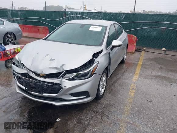 2016 Chevrolet Cruze LT с VIN 1G1BE5SM5G7281648, выставлен на аукционе IAAI как лот 42999340 с пробегом 83 257 миль миль и . История ставок и продаж доступна на DreamBid. Изображение 17.