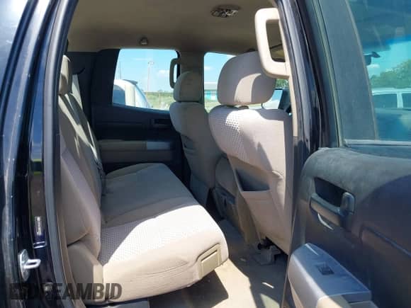 2008 Toyota Tundra z VIN 5TFRT54188X026945, wystawiony jako IAAI lot #43055099 z przebiegiem 185 651 mil mil oraz . Historia ofert i sprzedaży dostępna na DreamBid. Obrazek 8.