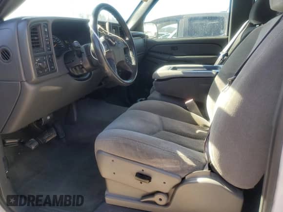 2004 GMC Sierra 1500 SLT with VIN 2GTEK13T241352227, listed as a Copart auction lot 46681935 with 150,944 mi miles and Salvage title. Bid and sale history available at DreamBid. Image 7.