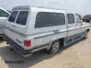 1991 Chevrolet Suburban с VIN 1GBER16K7MF150320, выставлен на аукционе IAAI как лот 42031722 с пробегом 139 733 миль миль и . История ставок и продаж доступна на DreamBid. Изображение 4.