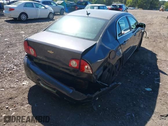 2010 Chevrolet Malibu 1LT с VIN 1G1ZC5EB1AF243295, выставлен на аукционе IAAI как лот 43259044 с пробегом 175 583 миль миль и . История ставок и продаж доступна на DreamBid. Изображение 6.