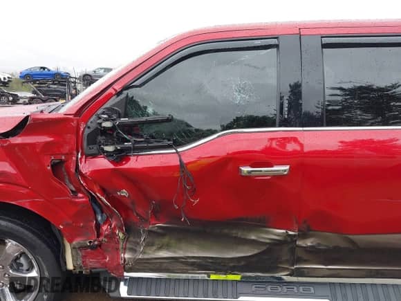 2021 Ford F-150 XL with VIN 1FTFW1E83MKD62251, listed as a IAAI auction lot 43389644 with 111,156 mi miles and . Bid and sale history available at DreamBid. Image 17.