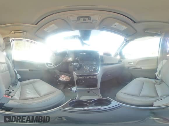 2019 Toyota Sienna XLE Auto Access Seat with VIN 5TDYZ3DC5KS974572, listed as a Copart auction lot 81650245 with 86,321 mi miles and Salvage title. Bid and sale history available at DreamBid. Image 15.