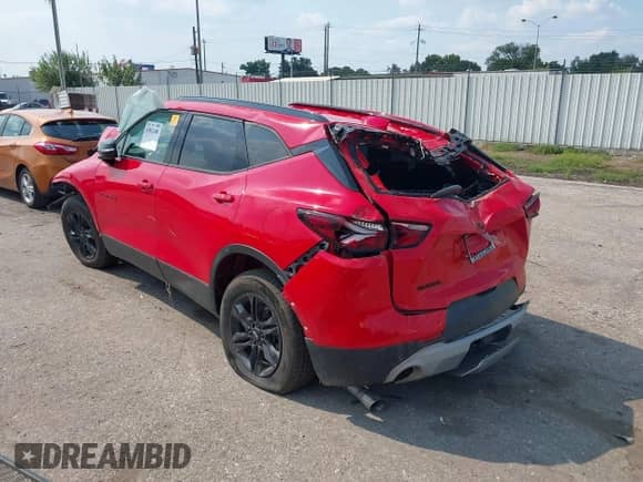 2021 Chevrolet Blazer LT с VIN 3GNKBDRSXMS534448, выставлен на аукционе IAAI как лот 43062488 с пробегом Не указан миль и . История ставок и продаж доступна на DreamBid. Изображение 3.