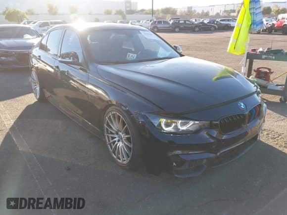 2013 BMW 3 Series 335i с VIN WBA3A9G58DNP38070, выставлен на аукционе IAAI как лот 43452288 с пробегом 86 119 миль миль и . История ставок и продаж доступна на DreamBid. Изображение 1.
