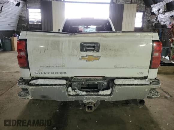 2016 Chevrolet Silverado 3500HD LTZ с VIN 1GC4K0C88GF116650, выставлен на аукционе Copart как лот 41749595 с пробегом 104 088 миль миль и Списание • Salvage title. История ставок и продаж доступна на DreamBid. Изображение 6.