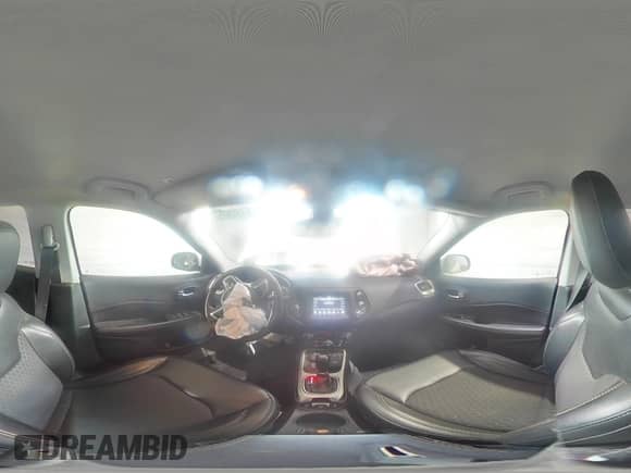 2019 Jeep Compass Latitude с VIN 3C4NJDBB9KT597566, выставлен на аукционе Copart как лот 71518005 с пробегом 70 562 миль миль и Списание • Salvage title. История ставок и продаж доступна на DreamBid. Изображение 15.
