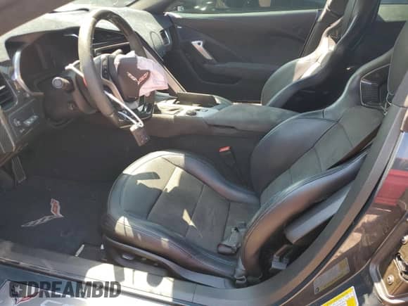 2019 Chevrolet Corvette Z51 3LT с VIN 1G1YM2D73K5119959, выставлен на аукционе Copart как лот 71304525 с пробегом 60 780 миль миль и Списание • Salvage title. История ставок и продаж доступна на DreamBid. Изображение 7.