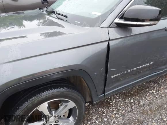 2023 Jeep Grand Cherokee Limited with VIN 1C4RJKBG6P8887304, listed as a IAAI auction lot 43048459 with 39,472 mi miles and . Bid and sale history available at DreamBid. Image 6.