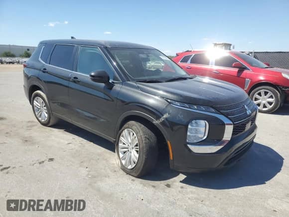 2024 Mitsubishi Outlander ES with VIN JA4J3UA84RZ054718, listed as a Copart auction lot 50700805 with 24,939 mi miles and Salvage title. Bid and sale history available at DreamBid. Image 4.