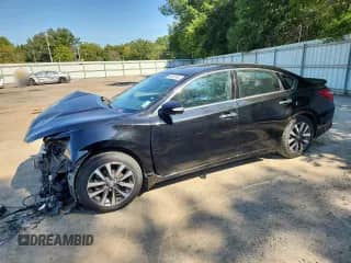 2016 Nissan Altima SL z VIN 1N4AL3AP7GC216757, wystawiony jako Copart lot #84558905 z przebiegiem 117 720 mil mil oraz Szkoda całkowita • Salvage title. Historia ofert i sprzedaży dostępna na DreamBid. Obrazek 1.