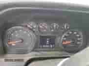 2019 Chevrolet Silverado 1500 Work Truck z VIN 1GCUYAEF3KZ370340, wystawiony jako Copart lot #84291884 z przebiegiem 90 905 mil mil oraz Szkoda całkowita • Salvage title. Historia ofert i sprzedaży dostępna na DreamBid. Obrazek 9.