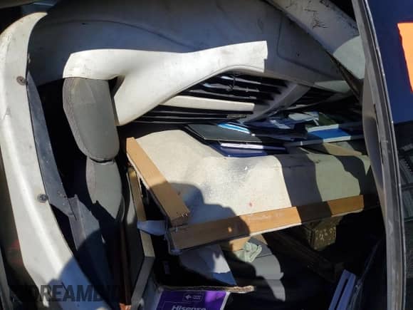 1998 Dodge Caravan SE with VIN 2B4GP4539WR648145, listed as a Copart auction lot 82370494 with Not provided miles and Salvage title. Bid and sale history available at DreamBid. Image 11.