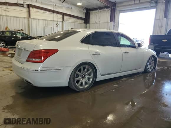2011 Hyundai Equus Ultimate с VIN KMHGH4JF4BU041384, выставлен на аукционе Copart как лот 68520595 с пробегом 101 511 миль миль и Списание • Salvage title. История ставок и продаж доступна на DreamBid. Изображение 3.