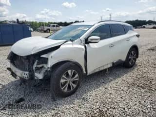 2019 Nissan Murano Platinum z VIN 5N1AZ2MJ7KN158944, wystawiony jako Copart lot #59184685 z przebiegiem 104 071 mil mil oraz Szkoda całkowita • Salvage title. Historia ofert i sprzedaży dostępna na DreamBid. Obrazek 1.