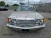 1990 Mercedes-Benz 300 с VIN WDBCA25D1LA552170, выставлен на аукционе Copart как лот 53108015 с пробегом 82 299 миль миль и Списание • Salvage title. История ставок и продаж доступна на DreamBid. Изображение 5.