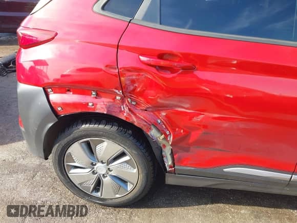 2020 Hyundai Kona SEL with VIN KM8K23AG2LU063710, listed as a IAAI auction lot 43094653 with 40,199 mi miles and . Bid and sale history available at DreamBid. Image 6.