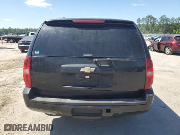 2011 Chevrolet Tahoe Commercial z VIN 1GNLC2E03BR280821, wystawiony jako Copart lot #55239215 z przebiegiem 325 861 mil mil oraz Szkoda całkowita • Salvage title. Historia ofert i sprzedaży dostępna na DreamBid. Obrazek 6.