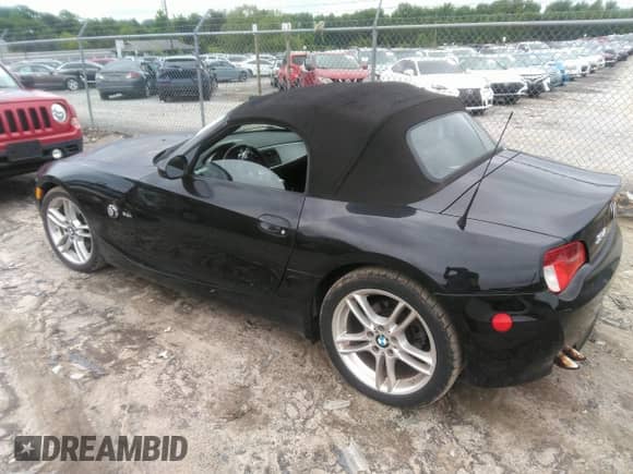 2008 BMW Z4 3.0i с VIN 4USBU33578LW74849, выставлен на аукционе IAAI как лот 42378041 с пробегом 181 213 миль миль и . История ставок и продаж доступна на DreamBid. Изображение 3.