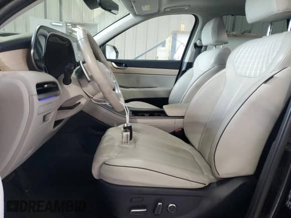 2024 Hyundai Palisade Limited with VIN KM8R54GE7RU681972, listed as a Copart auction lot 86835595 with 45,573 mi miles and Clean title. Bid and sale history available at DreamBid. Image 7.