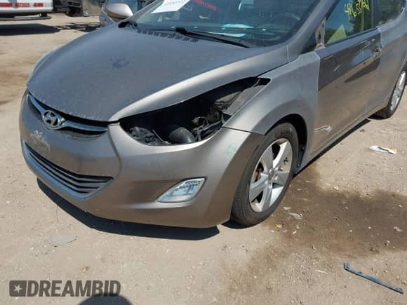 2013 Hyundai Elantra Limited с VIN 5NPDH4AE3DH447748, выставлен на аукционе IAAI как лот 42653722 с пробегом 121 210 миль миль и . История ставок и продаж доступна на DreamBid. Изображение 6.