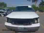 2000 GMC Sierra 1500 SLE z VIN 1GTEC19T0YZ300810, wystawiony jako IAAI lot #42471227 z przebiegiem Nie podano mil oraz . Historia ofert i sprzedaży dostępna na DreamBid. Obrazek 12.