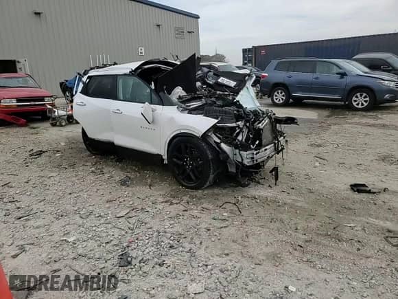 2024 Chevrolet Blazer Premier с VIN 3GNKBLRS0RS199539, выставлен на аукционе Copart как лот 77024784 с пробегом Не указан миль и На запчасти • Non repairable. История ставок и продаж доступна на DreamBid. Изображение 13.