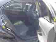 2019 Toyota Camry SE z VIN 4T1B11HK3KU216191, wystawiony jako IAAI lot #43346776 z przebiegiem 105 440 mil mil oraz . Historia ofert i sprzedaży dostępna na DreamBid. Obrazek 8.