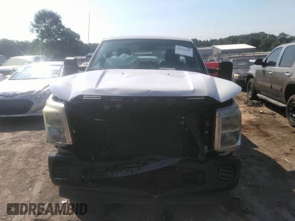 2011 Ford F-250 XL с VIN 1FDBF2A66BEC75492, выставлен на аукционе IAAI как лот 42616786 с пробегом 117 474 миль миль и . История ставок и продаж доступна на DreamBid. Изображение 12.
