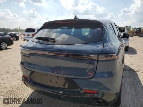 2024 Dodge Hornet R/T Plus с VIN ZACPDFDW6R3A22300, выставлен на аукционе Copart как лот 69647344 с пробегом Не указан миль и Списание • Salvage title. История ставок и продаж доступна на DreamBid. Изображение 6.