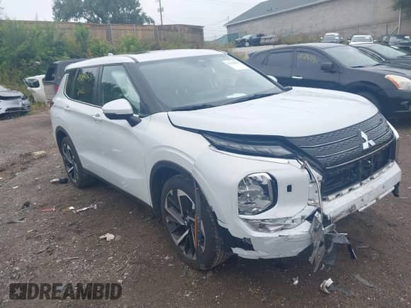 2022 Mitsubishi Outlander SE с VIN JA4J4UA83NZ010233, выставлен на аукционе IAAI как лот 43194063 с пробегом 42 339 миль миль и . История ставок и продаж доступна на DreamBid. Изображение 1.