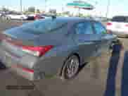 2024 Hyundai Elantra SEL z VIN KMHLM4DG8RU708529, wystawiony jako IAAI lot #42500324 z przebiegiem 20 541 mil mil oraz . Historia ofert i sprzedaży dostępna na DreamBid. Obrazek 4.