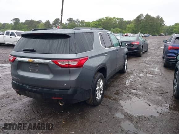 2021 Chevrolet Traverse LT с VIN 1GNEVHKW2MJ118405, выставлен на аукционе IAAI как лот 42361395 с пробегом 50 230 миль миль и . История ставок и продаж доступна на DreamBid. Изображение 4.