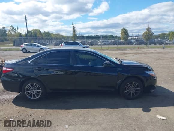 2017 Toyota Camry XLE с VIN 4T1BF1FK1HU633449, выставлен на аукционе IAAI как лот 43399831 с пробегом 106 855 миль миль и . История ставок и продаж доступна на DreamBid. Изображение 13.