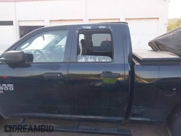 2013 Ram 1500 Express z VIN 1C6RR6FTXDS673929, wystawiony jako IAAI lot #42645208 z przebiegiem 160 784 mil mil oraz . Historia ofert i sprzedaży dostępna na DreamBid. Obrazek 14.