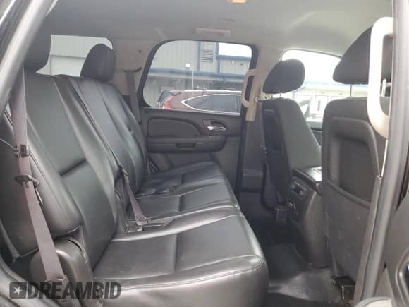 2014 Chevrolet Tahoe Commercial z VIN 1GNSK2E08ER175100, wystawiony jako Copart lot #48139765 z przebiegiem 183 925 mil mil oraz Szkoda całkowita • Salvage title. Historia ofert i sprzedaży dostępna na DreamBid. Obrazek 11.
