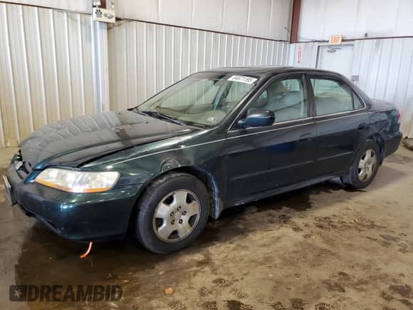 2001 Honda Accord EX z VIN 1HGCG16591A069137, wystawiony jako Copart lot #84871195 z przebiegiem 236 991 mil mil oraz Szkoda całkowita • Salvage title. Historia ofert i sprzedaży dostępna na DreamBid. Obrazek 1.