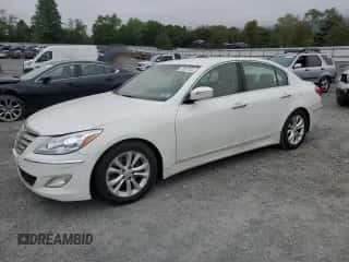 2012 Hyundai Genesis 3.8L z VIN KMHGC4DD2CU192055, wystawiony jako Copart lot #70507034 z przebiegiem 131 463 mil mil oraz Szkoda całkowita • Salvage title. Historia ofert i sprzedaży dostępna na DreamBid. Obrazek 1.