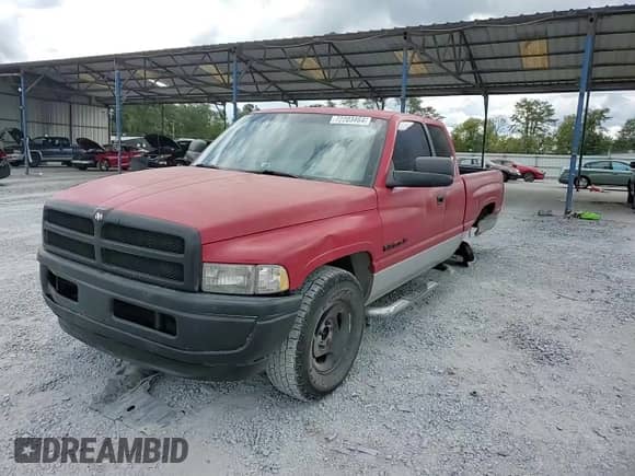 2000 Dodge 1500 z VIN 3B7HC12Z6YG127399, wystawiony jako Copart lot #72203464 z przebiegiem 177 592 mil mil oraz Szkoda całkowita • Salvage title. Historia ofert i sprzedaży dostępna na DreamBid. Obrazek 10.