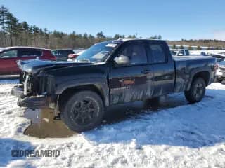 2007 Chevrolet Silverado 1500 LTZ with VIN 2GCEK19J071622985, listed as a Copart auction lot 45944005 with 150,379 mi miles and Salvage title. Bid and sale history available at DreamBid. Image 1.
