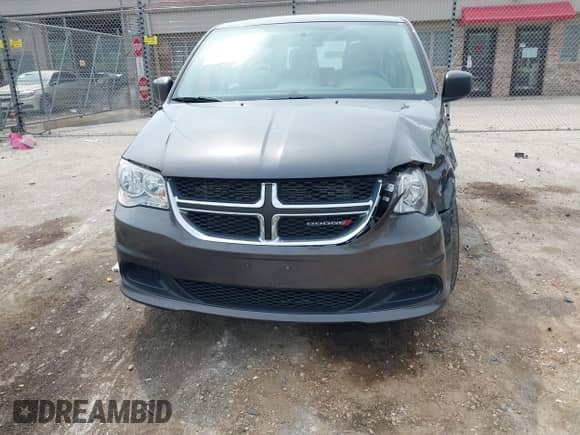 2016 Dodge Grand Caravan SE with VIN 2C4RDGBG2GR350552, listed as a IAAI auction lot 42861751 with 81,806 mi miles and . Bid and sale history available at DreamBid. Image 6.