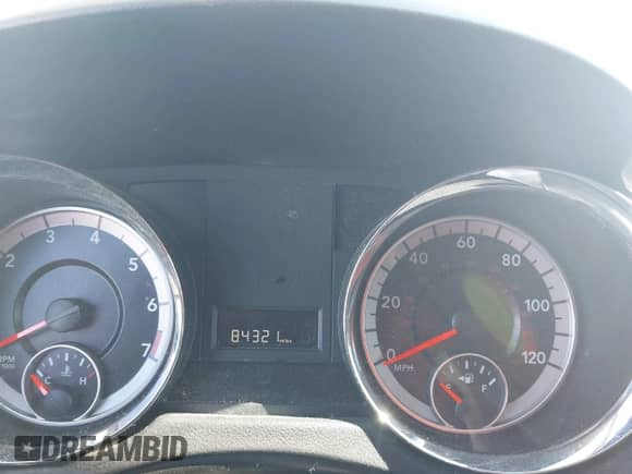 2019 Dodge Grand Caravan SE with VIN 2C4RDGBGXKR770407, listed as a IAAI auction lot 43284705 with 84,321 mi miles and . Bid and sale history available at DreamBid. Image 7.