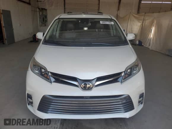2020 Toyota Sienna XLE z VIN 5TDDZ3DC0LS239417, wystawiony jako Copart lot #68031765 z przebiegiem 85 516 mil mil oraz Szkoda całkowita • Salvage title. Historia ofert i sprzedaży dostępna na DreamBid. Obrazek 5.