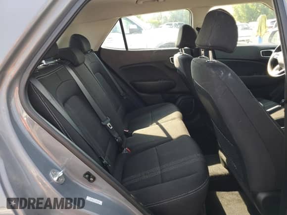 2020 Hyundai Venue SEL z VIN KMHRC8A37LU017229, wystawiony jako Copart lot #63473074 z przebiegiem 67 803 mil mil oraz Szkoda całkowita • Salvage title. Historia ofert i sprzedaży dostępna na DreamBid. Obrazek 10.