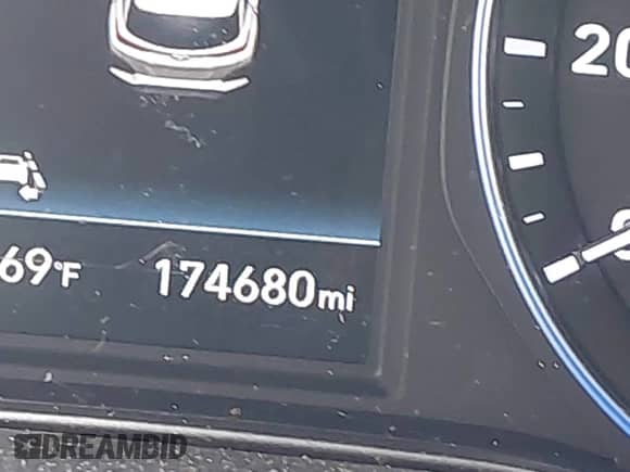 2020 Hyundai Kona Ultimate с VIN KM8K5CA5XLU518079, выставлен на аукционе IAAI как лот 43353043 с пробегом 174 680 миль миль и . История ставок и продаж доступна на DreamBid. Изображение 15.